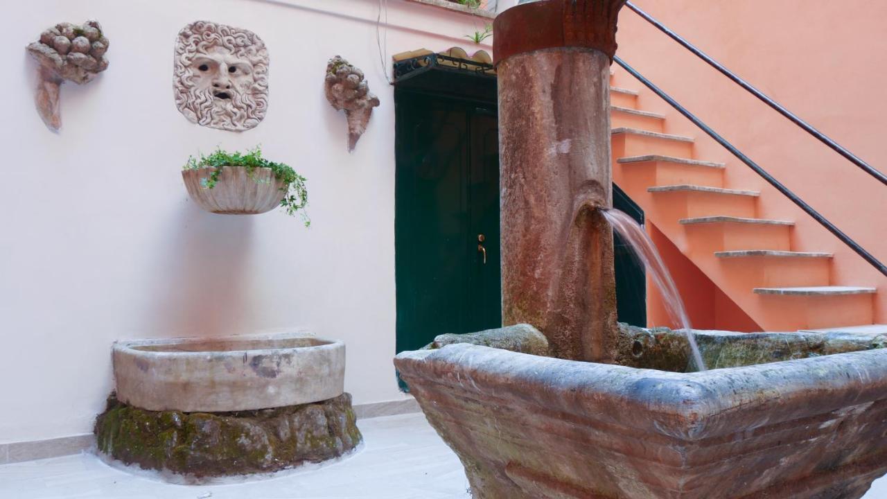 Joivy Trevi Fountain's Relais Appartamento *